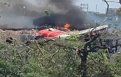 अहमदाबाद में एयर इंडिया विमान हादसा: 242 यात्रियों की लिस्ट और विदेशी नागरिकों की जानकारी