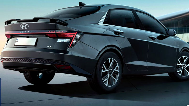 Hyundai Verna 2025 advanced safety and tech features