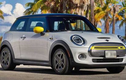 MINI Cooper SE Electric: 7.3 सेकंड में 0 से 100 की रफ्तार, ₹53 लाख में स्टाइल और पावर का परफेक्ट कॉम्बो