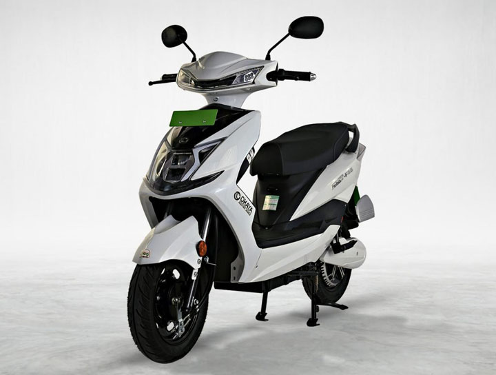 Okaya Faast F2F Budget Friendly Electric Scooter with 80 km Range at ₹79,999