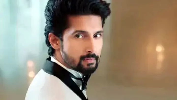 Ravi Dubey in the role of Laxman